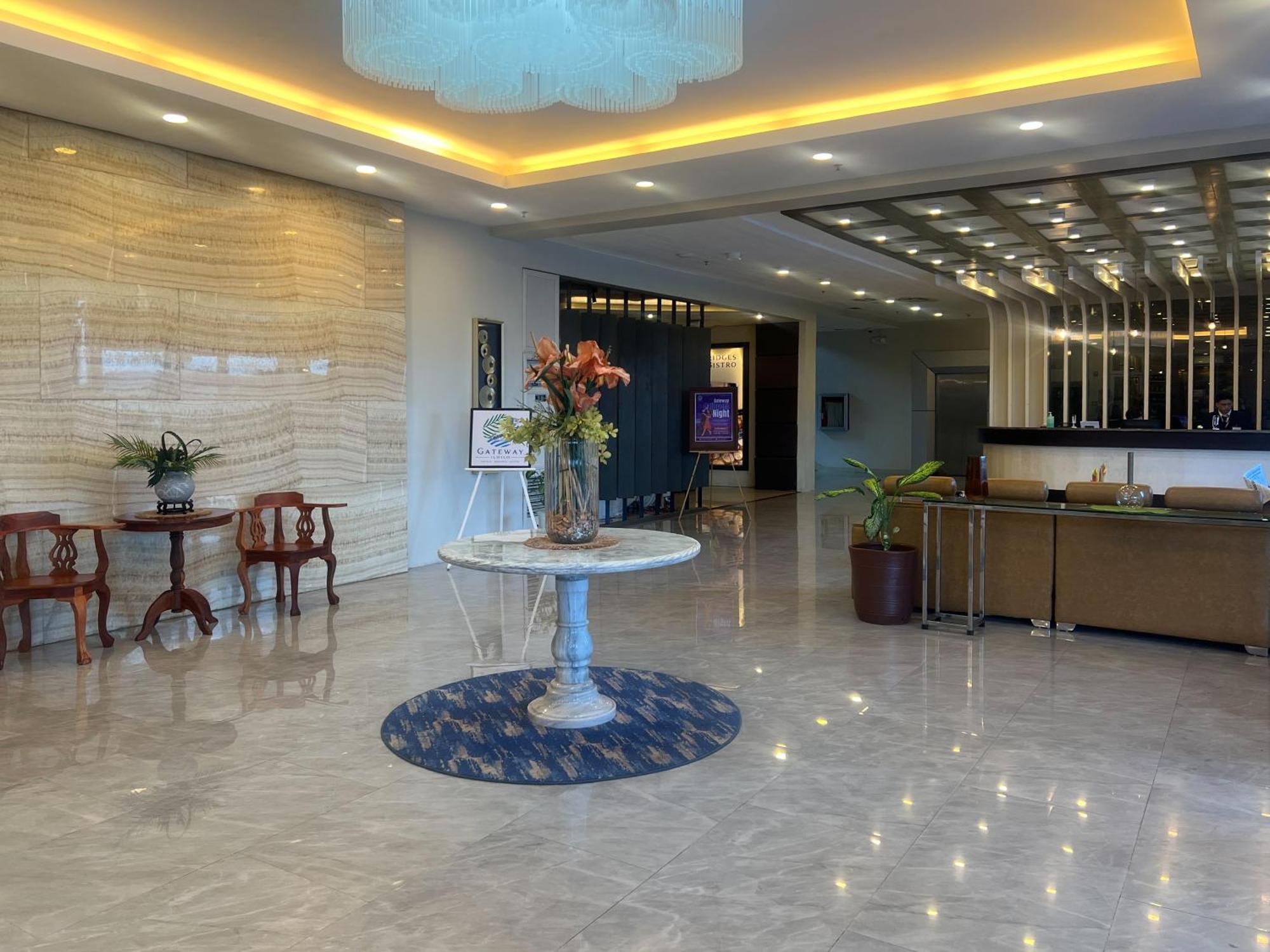 Iloilo Gateway Hotel And Suites Pavia Exterior foto