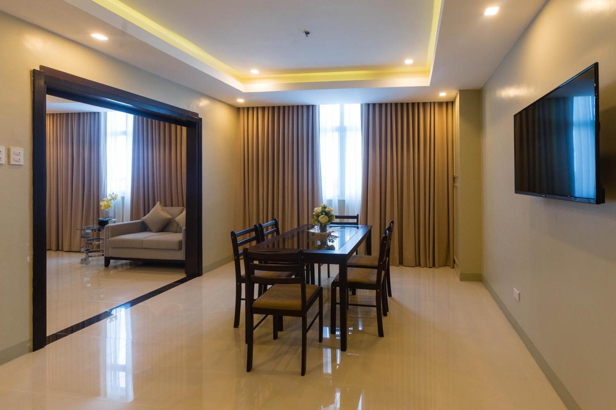 Iloilo Gateway Hotel And Suites Pavia Exterior foto